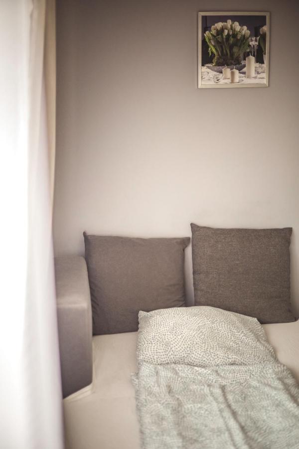 4 Couples & 4 Friends Hostel Krakow Ngoại thất bức ảnh