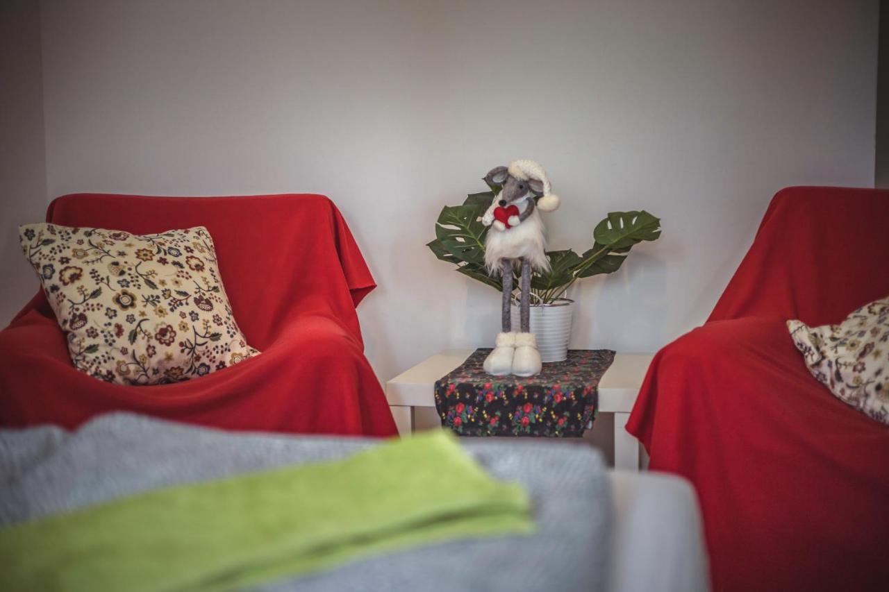 4 Couples & 4 Friends Hostel Krakow Ngoại thất bức ảnh